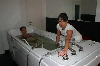 Wellness Hotel Green Paradise Brezova  4*, Brezova (Karlovy Vary)