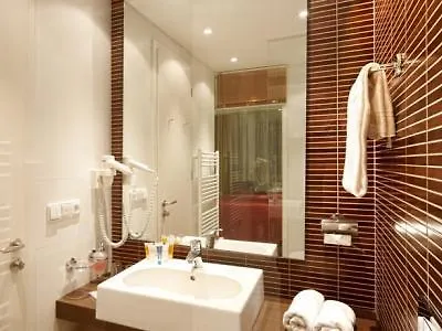 Wellness Hotel Green Paradise Pirkenhammer 4*,  체코
